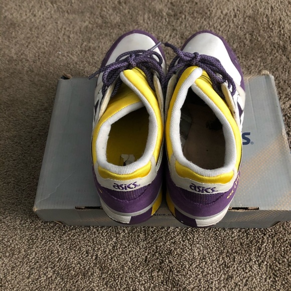 ASICS - Picture 3 of 6